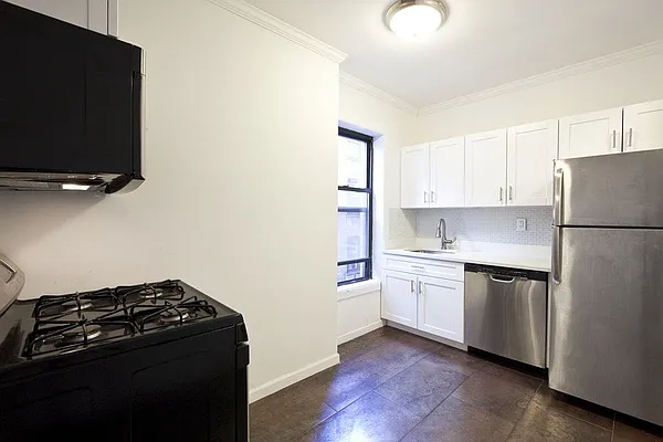 Rented by Bold New York | media 12