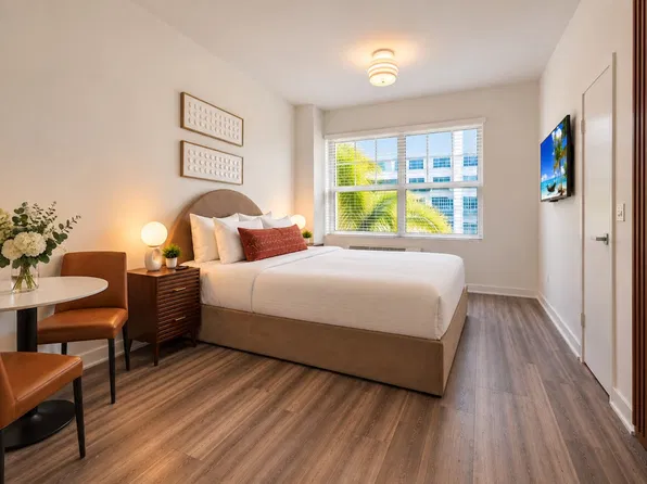 1700 Alton Rd, Miami Beach, FL