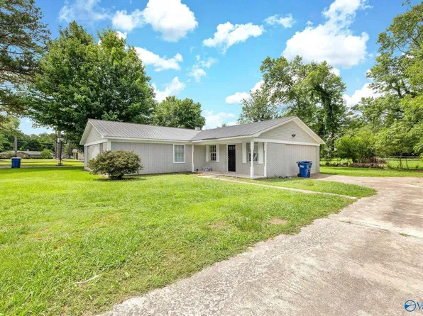 506 Kimberly St, Albertville, AL 35950