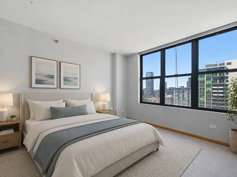 330 N Jefferson St #1606 — Photo 8