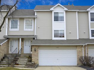 1285 Karyn Ln, Grayslake, IL 60030