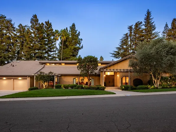7108 Hillcrest Dr, Modesto, CA 95356