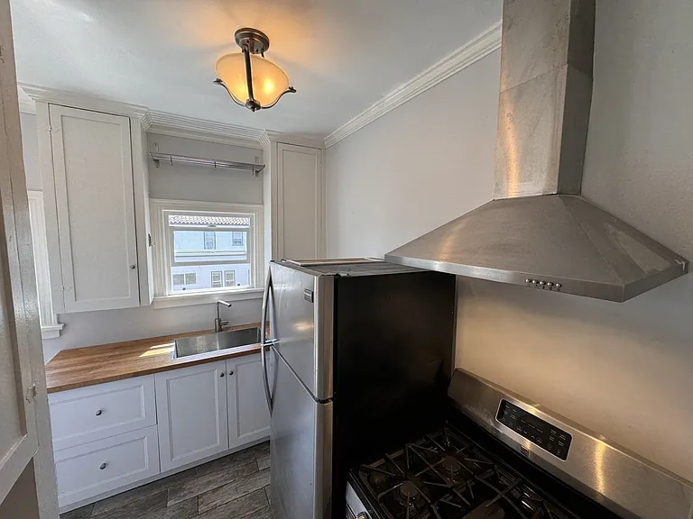 902 N Vendome St #902 — Photo 8