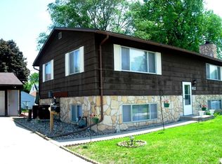 812 10th Ave SE, Rochester, MN 55904