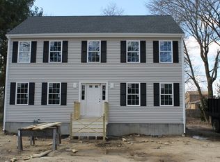 16 Parnell St, Millis, MA 02054