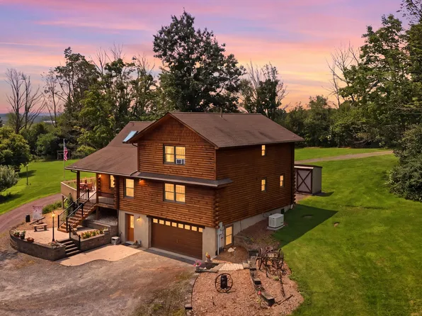 1539 Upper Woods Rd, Pleasant Mount, PA 18453
