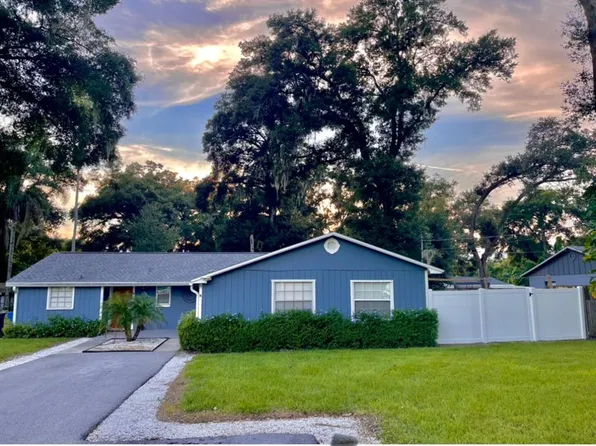 122 N Oakwood Ave, Brandon, FL 33510