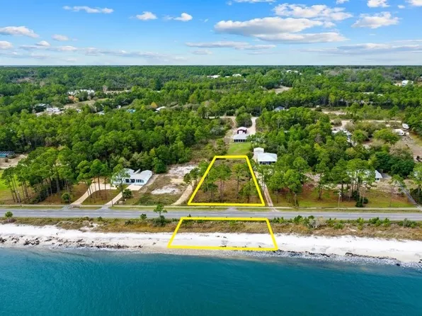 1905 Highway 98 W, Carrabelle, FL 32322
