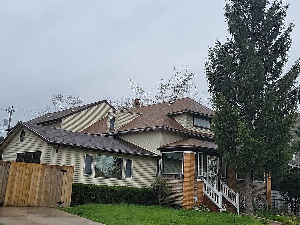1st image of 3009 Saint Clair St