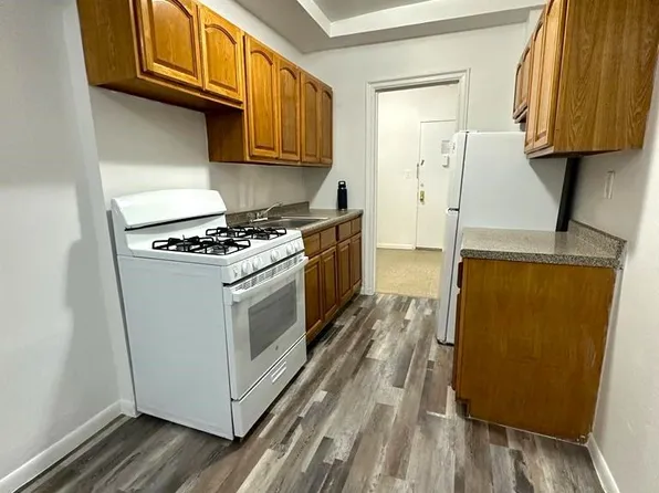 (undisclosed Address), Bronx, NY 10452