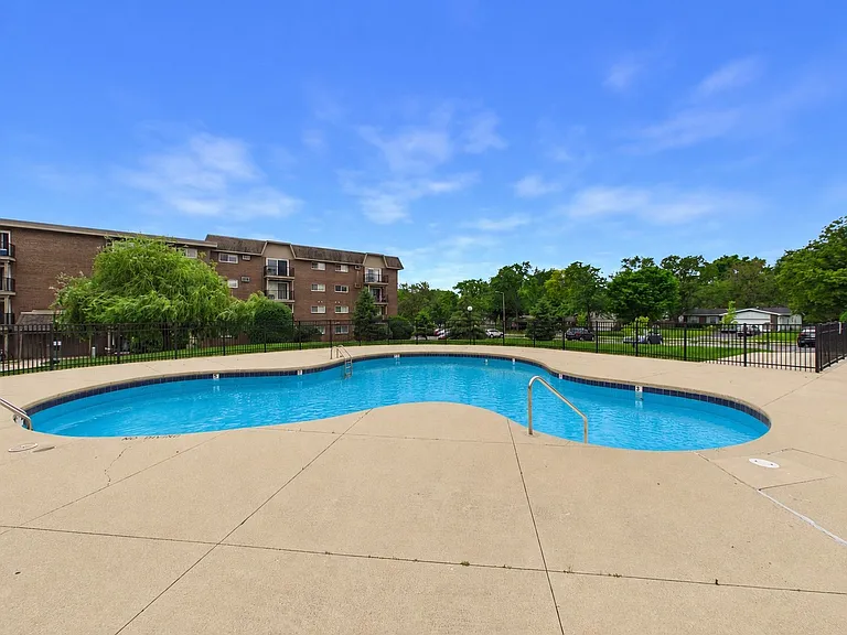 4525 Blackhawk Ln #202 — Photo 57