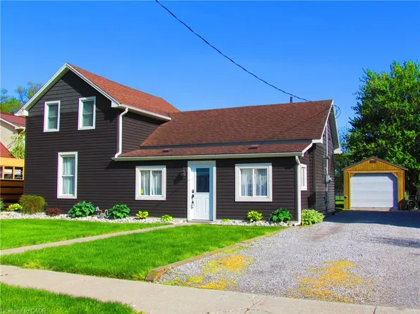 120 Queen St E, Norfolk County, ON N0E 1P0