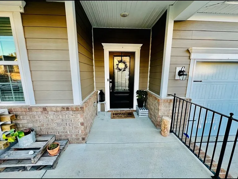 3020 Deep River Way — Photo 2