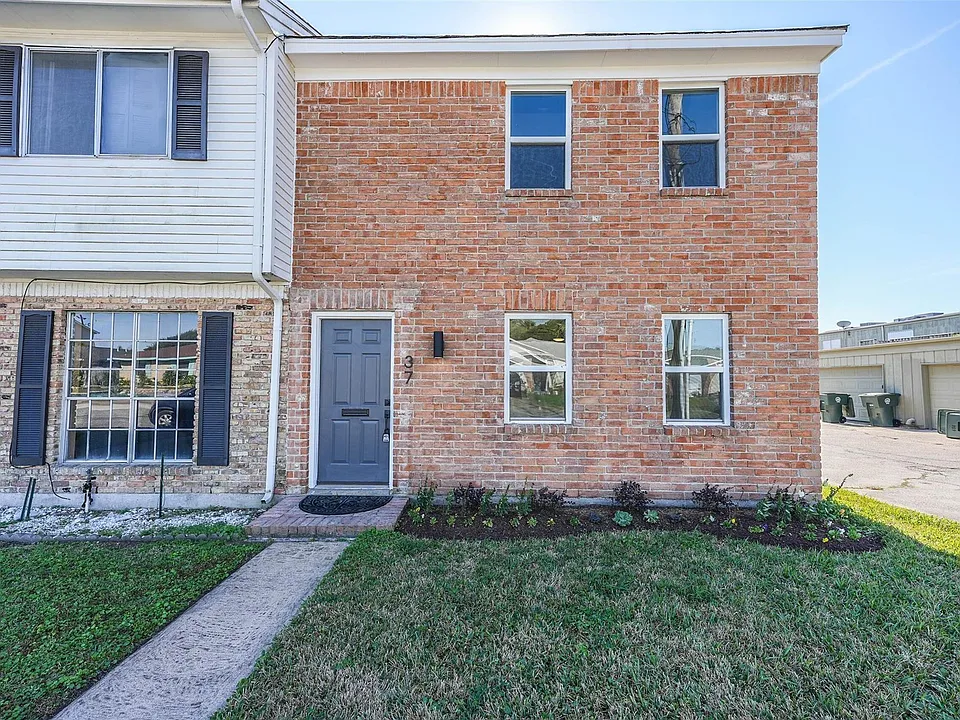37 San Jacinto Dr
