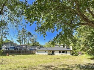 402 Blue Ridge Rd, Black Mountain, NC 28711