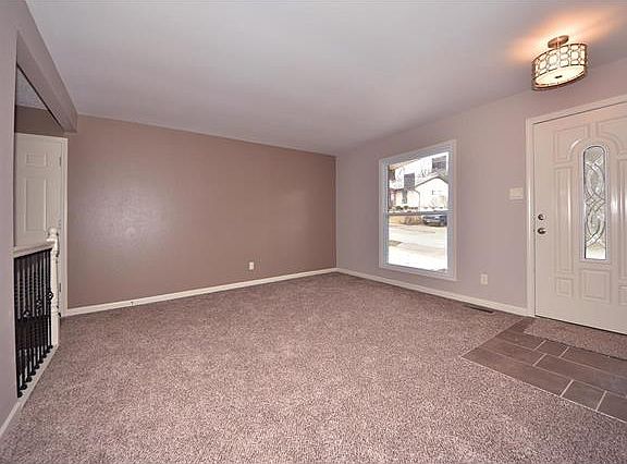 4th image of 6637 Foothills Ct