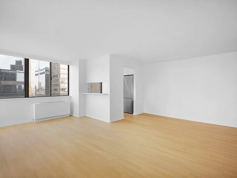 124 W 60th St #12M — Photo 4