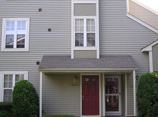 1906B Sutton Pl #B, Mount Laurel, NJ 08054