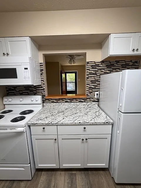 1 bed, 700 sqft, $880 — Photo 4