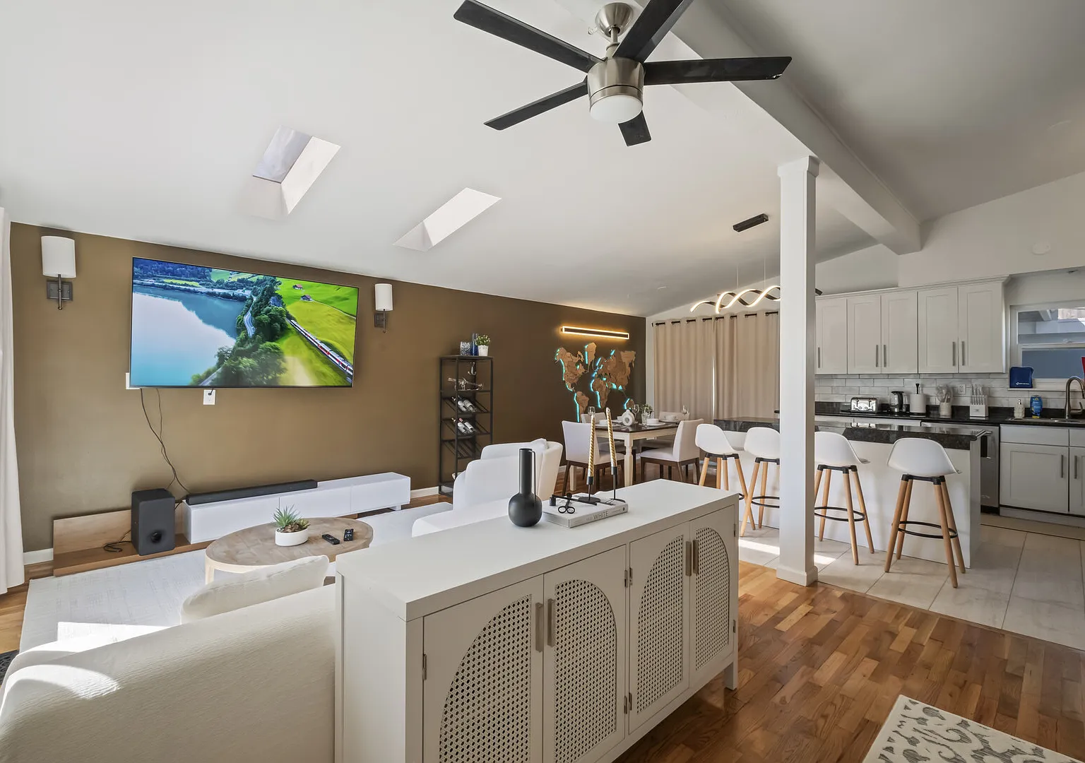 The Gathering House — Photo 1