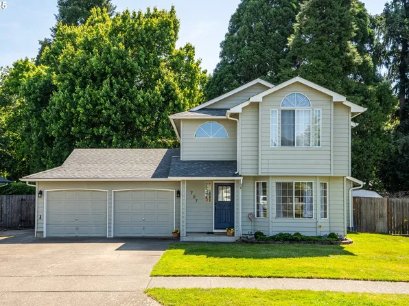 707 Driftwood Dr, Eugene, OR 97402