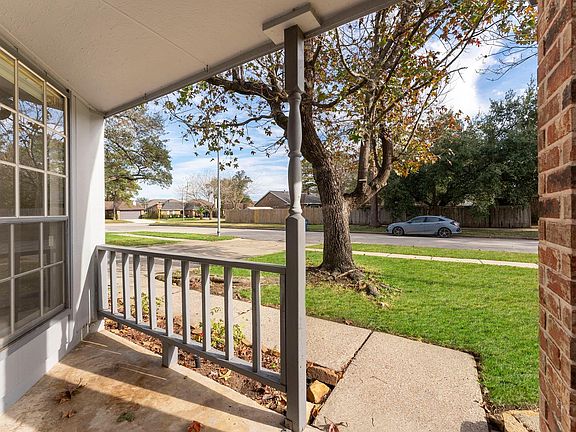 5th image of 5114 Aberton Ln