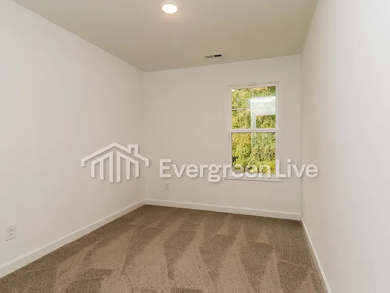 147 Arizona Pl NW — Photo 17