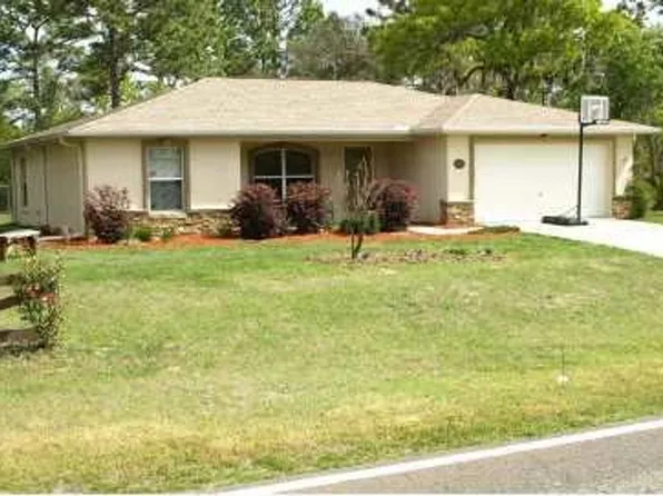 1883 W Hampshire Blvd, Citrus Springs, FL 34434