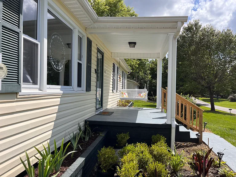 217 Boring Chapel Rd — Photo 2