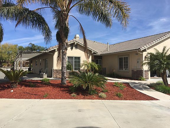 5th image of 11640 Redlands Blvd