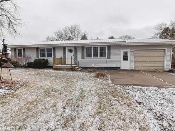 709 Washington St, Gladbrook, IA 50635