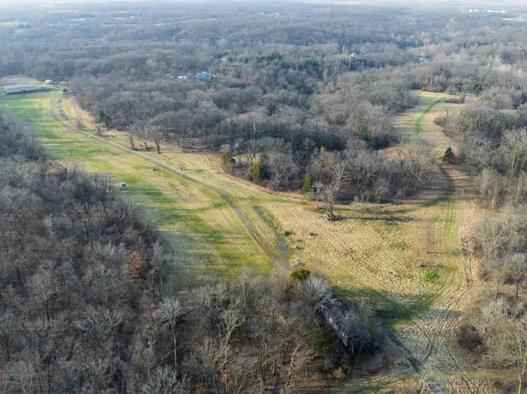 Carbide Ln, Keokuk, IA 52632