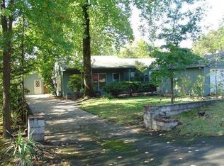 1836 Woodlawn Dr, Medford, OR