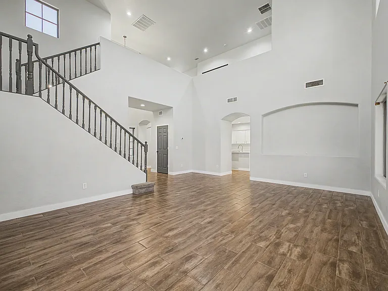 17446 W Yavapai St — Photo 15