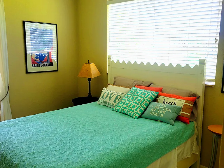 Bedroom 3 (Queen)