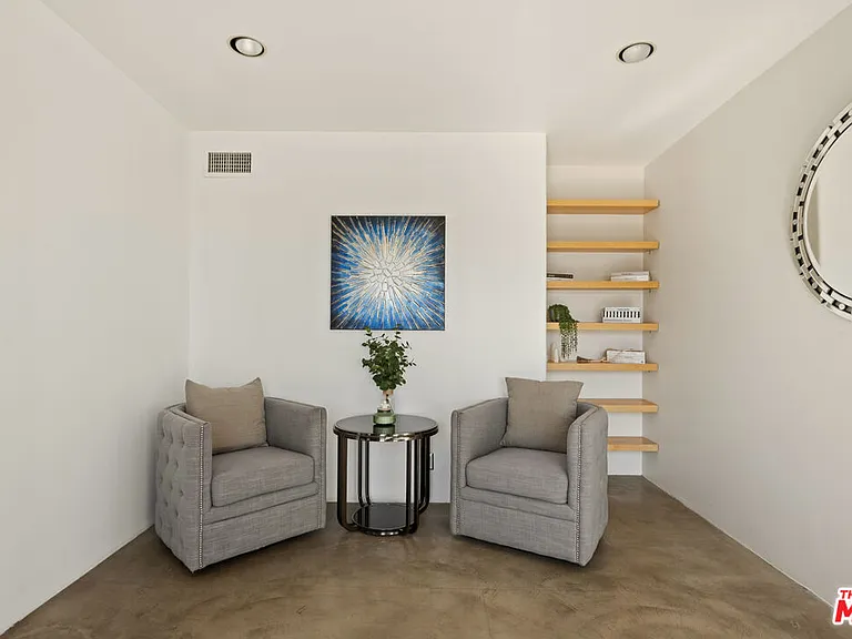 8435 Franklin Ave — Photo 18