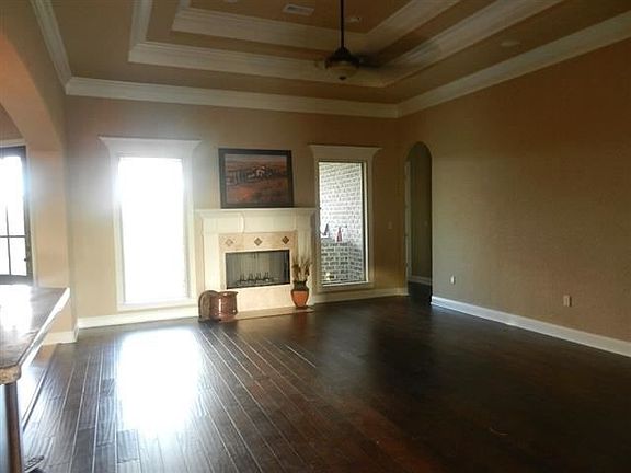 5th image of 2596 Amberwood Dr