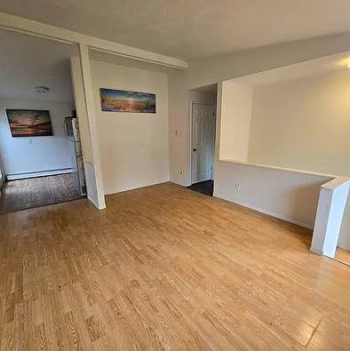 4 bed, 2200 sqft, $3,500 — Photo 3