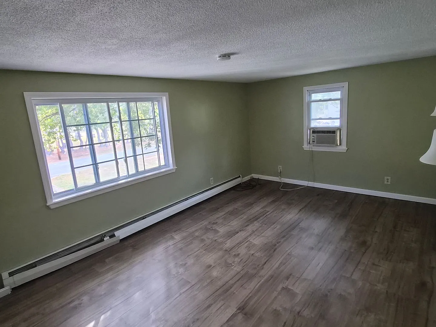 72 Lilac St — Photo 1