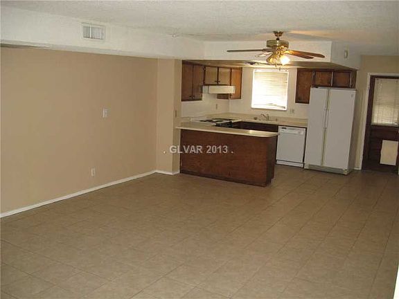 2nd image of 5805 Vegas Dr