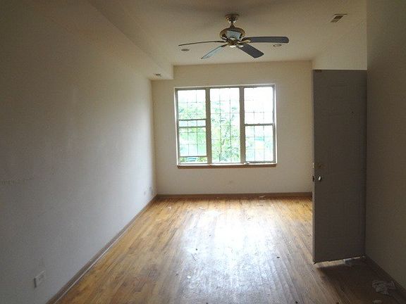 3rd image of 4016 W Jackson Blvd