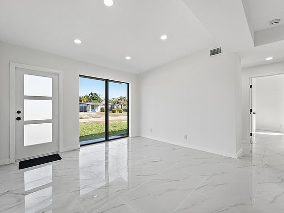 3rd image of 5620 Calico Road