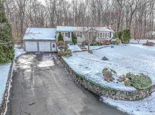 2 Karyl Ln, Prospect, CT 06712