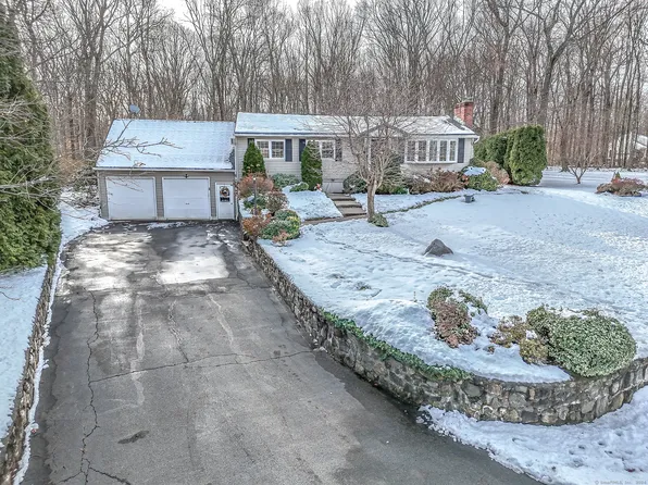 2 Karyl Lane, Prospect, CT 06712