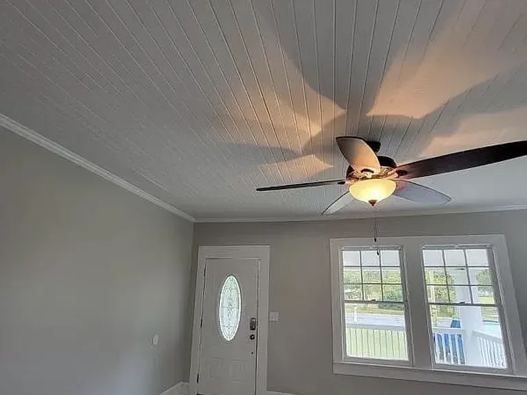 805 E Clay St — Photo 20