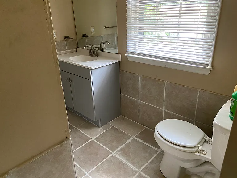 101 Karen Ct #101 — Photo 7