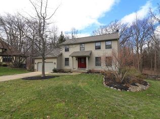 8080 Hackberry Dr, Mentor, OH 44060