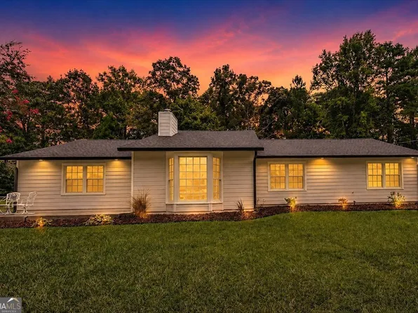 120 Creekwood Ln, Fayetteville, GA 30214