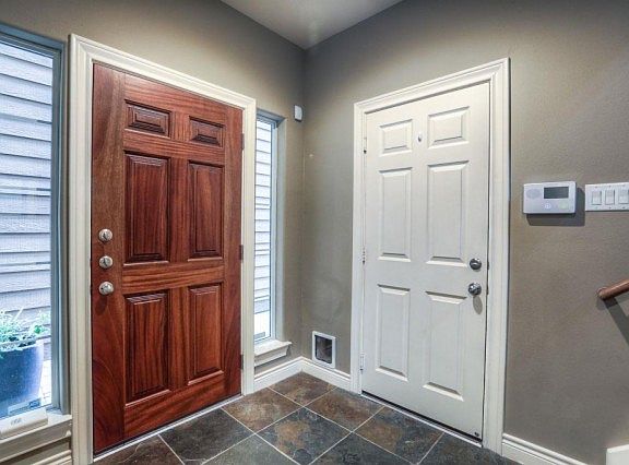 3rd image of 5949 Katy St