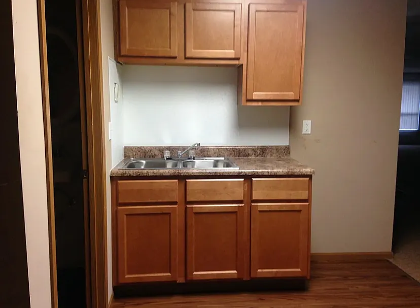 2 bed, 1149 sqft, $1,499 — Photo 2